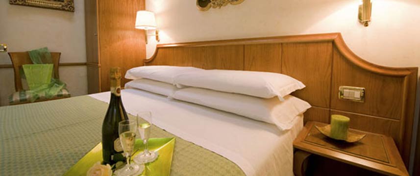 Hotel Amalfi - Queen Room