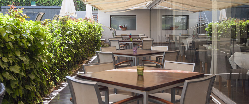 Hotel Antemare & Spa - Restaurant Outdoor Seating