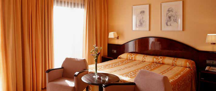 Hotel Caledonian - Double Room Hotel Caledonian - Double Room