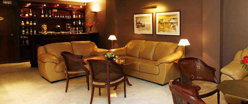 Hotel Caledonian - Lounge Bar Hotel Caledonian - Lounge Bar