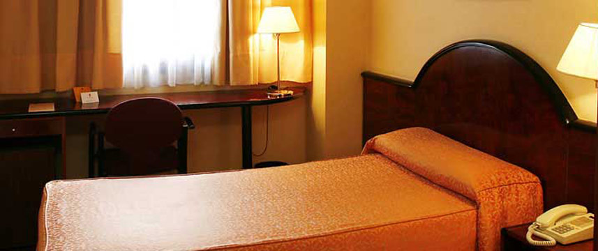 Hotel Caledonian - Single Room