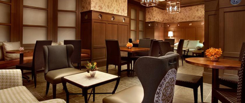 Hotel Chandler - Bar Seating Hotel Chandler - Bar Seating