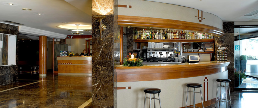 Hotel Ciudad de Castelldefels - Bar