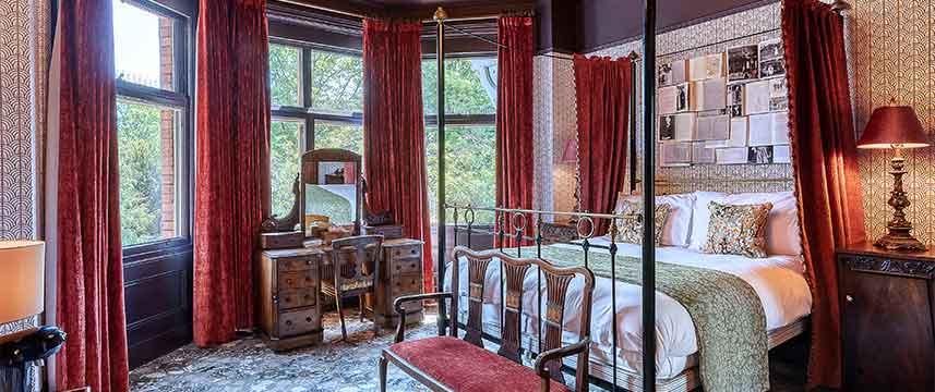 Hotel Clementine - 4 Poster Room Hotel Clementine - 4 Poster Room