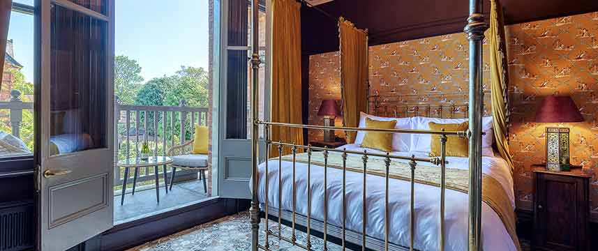 Hotel Clementine - Four Poster Balcony Hotel Clementine - Four Poster Balcony