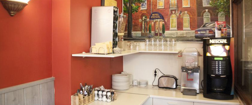 Hotel Crystal - Coffee Facilities Hotel Crystal - Coffee Facilities