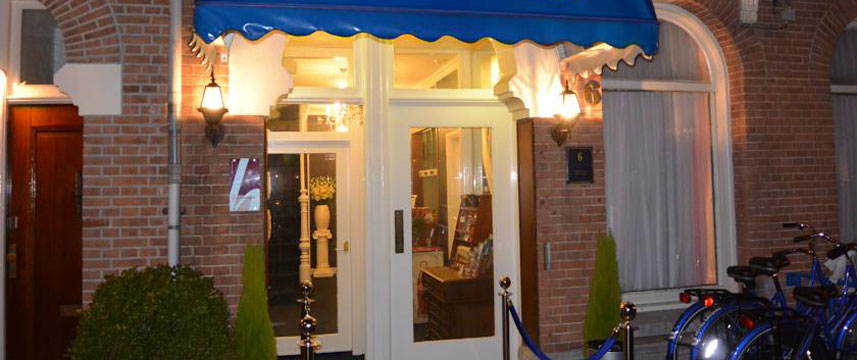 Hotel Crystal - Entrance Hotel Crystal - Entrance