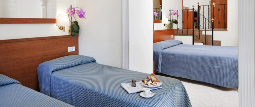 Hotel Delle Muse - Bedroom Triple Hotel Delle Muse - Bedroom Triple