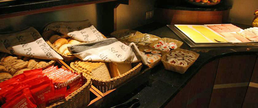 Hotel Europa 92 - Breakfast Buffet Hotel Europa 92 - Breakfast Buffet