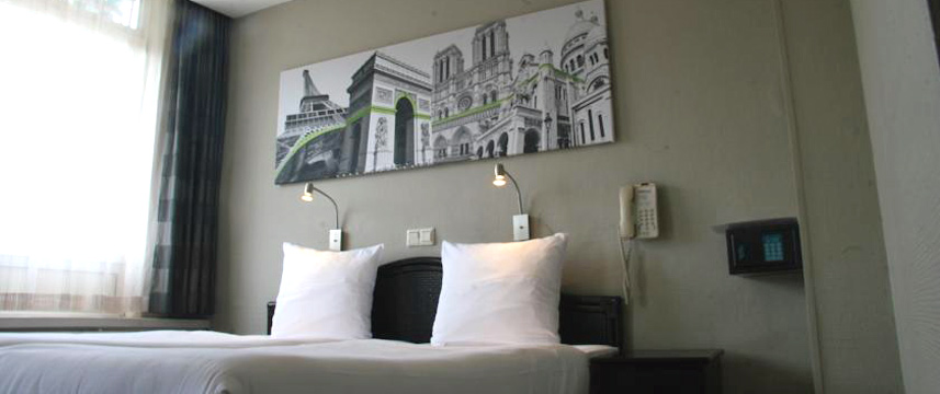 Hotel Europa 92 - Twin Room Hotel Europa 92 - Twin Room