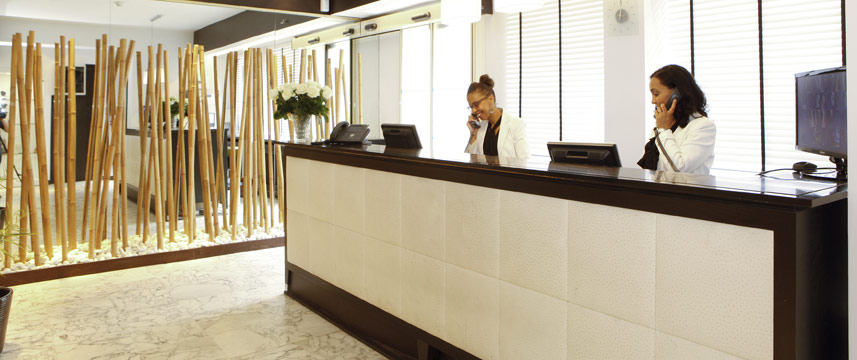Hotel Faubourg 216-224 - Reception Desk LG Hotel Faubourg 216-224 - Reception Desk LG