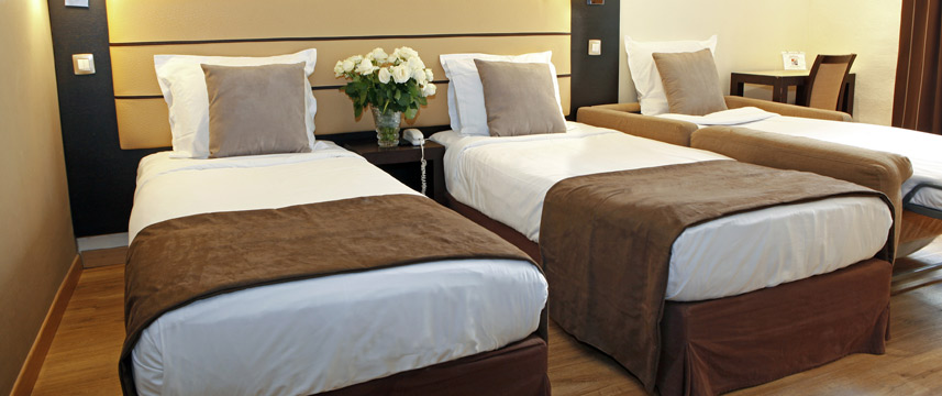 Hotel Faubourg 216-224 - Triple Room LG Hotel Faubourg 216-224 - Triple Room LG