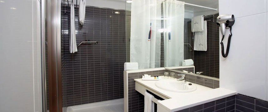 Hotel Front Air Congress - Bathroom Hotel Front Air Congress - Bathroom