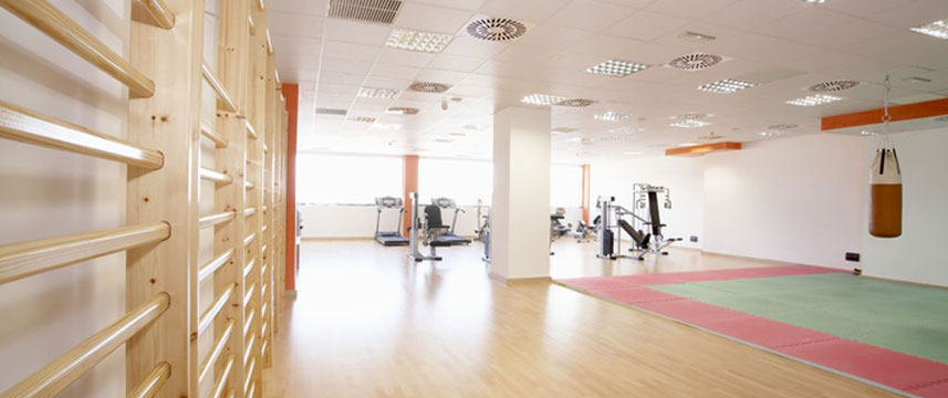 Hotel Front Air Congress - Gymnasium Hotel Front Air Congress - Gymnasium