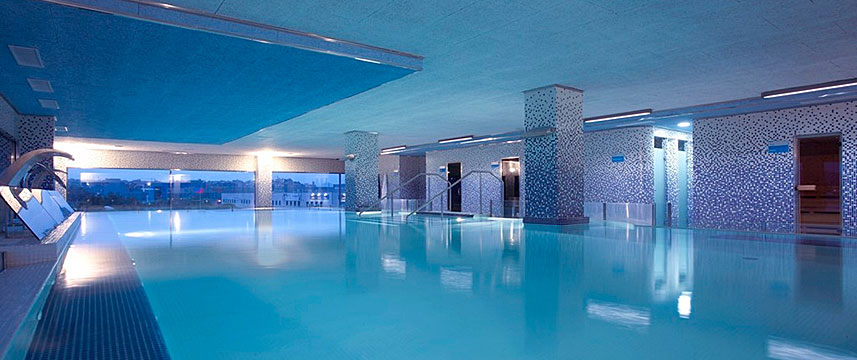 Hotel Front Air Congress - Pool Hotel Front Air Congress - Pool