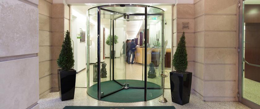 Hotel Genova - Entrance Hotel Genova - Entrance