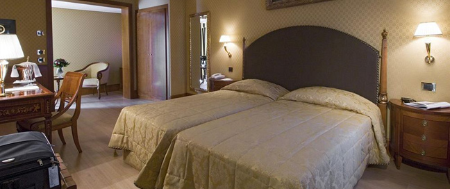 Hotel Homs - Bedroom Twin