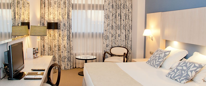 Hotel Husa Nuevo Boston - Standard Double Hotel Husa Nuevo Boston - Standard Double