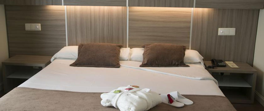 Hotel Husa Serrano Royal - Double Bed