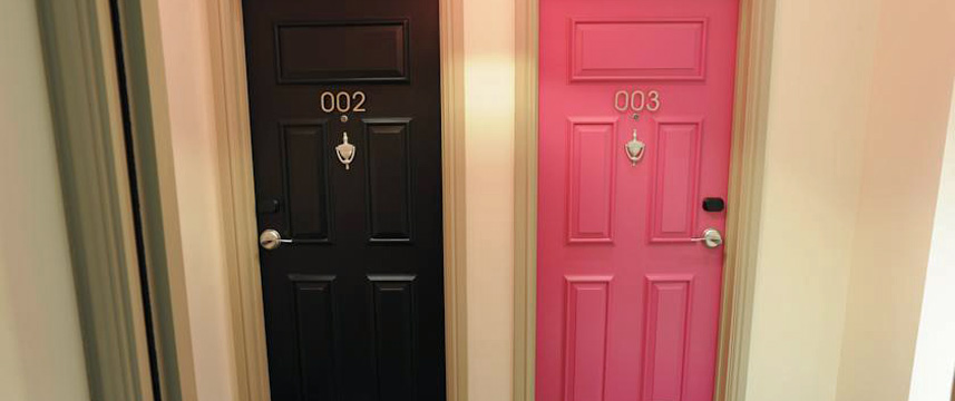 Hotel Indigo London Earls Court - Guest Rooms Hotel Indigo London Earls Court - Guest Rooms