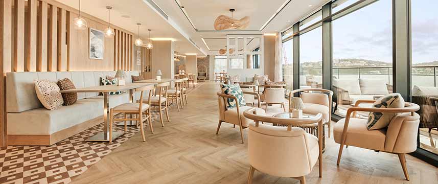 Hotel Indigo Torquay - Bar Seating Hotel Indigo Torquay - Bar Seating