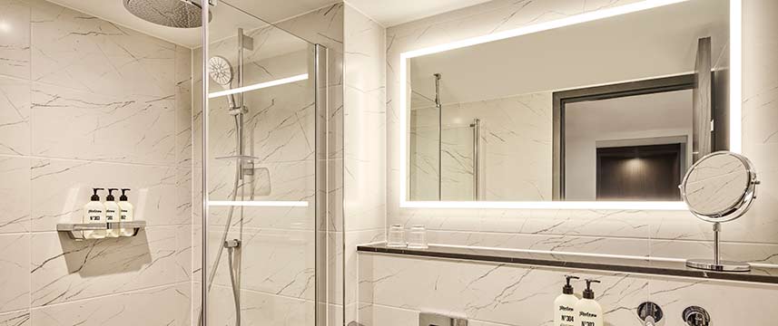 Hotel Indigo Torquay - Bathroom Hotel Indigo Torquay - Bathroom