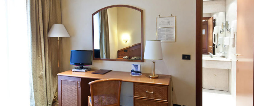 Hotel King Rome - Bedroom Facilities Hotel King Rome - Bedroom Facilities