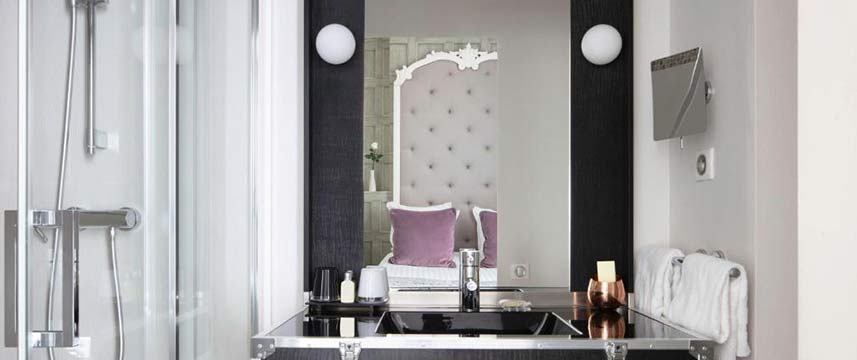 Hotel Le 123 Sebastopol - Bathroom Hotel Le 123 Sebastopol - Bathroom