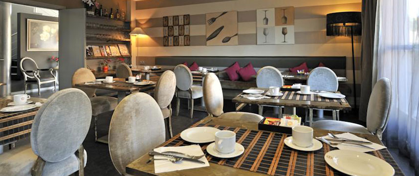 Hotel Madrid Barajas Breakfast Room Hotel Madrid Barajas Breakfast Room