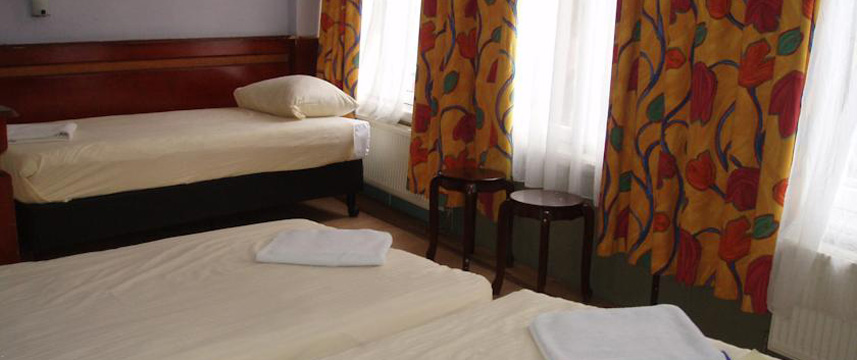 Hotel Manofa - Triple Room