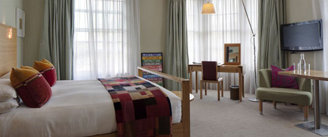 Hotel Megaro - Bedroom