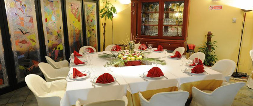 Hotel Palacavicchi - Breakfast Tables Hotel Palacavicchi - Breakfast Tables