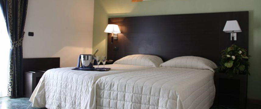 Hotel Palacavicchi - Twin Room Hotel Palacavicchi - Twin Room