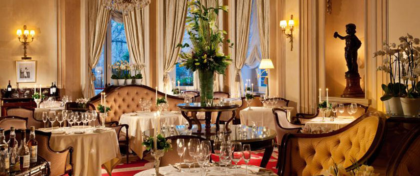 Hotel Ritz Madrid - Bar Area Hotel Ritz Madrid - Bar Area