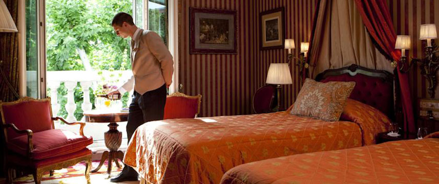 Hotel Ritz Madrid - Twin Bedroom