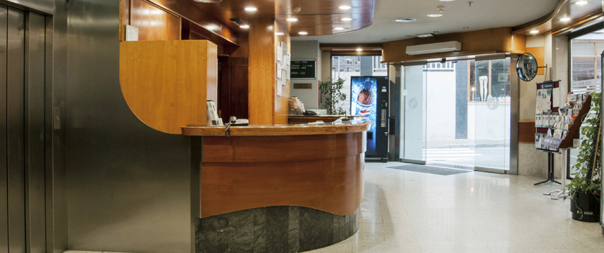 Hotel Ronda - Reception Desk
