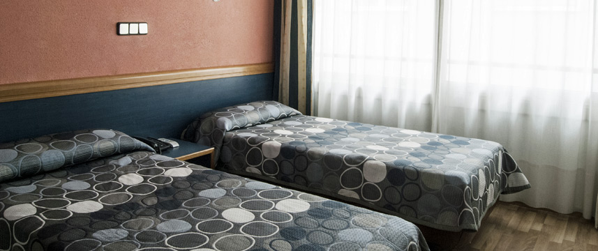 Hotel Ronda - Twin Bedroom Beds