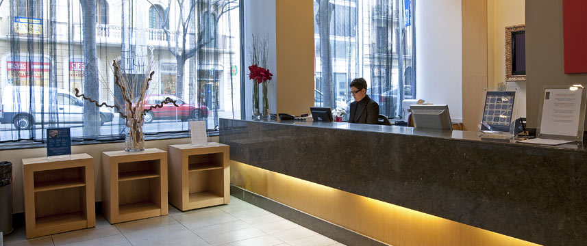 Hotel Sagrada Familia - Reception Hotel Sagrada Familia - Reception