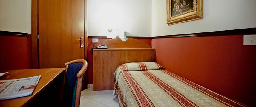 Hotel Saturnia - Single Room
