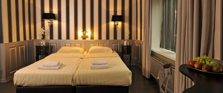 Hotel Sint Nicolaas - Twin Bedroom