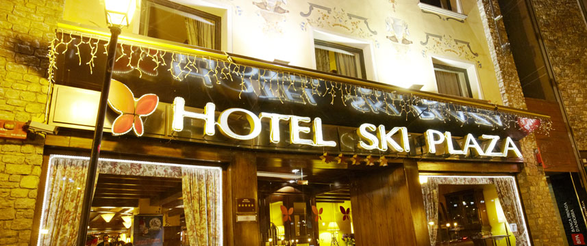 Hotel Ski Plaza - Exterior