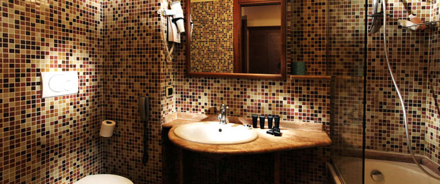Hotel Solis - Bathroom