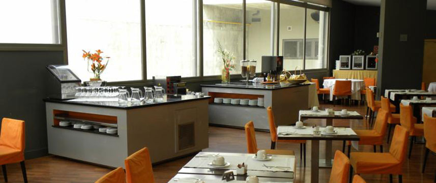 Hotel Solvasa Barcelona - Dining Area Hotel Solvasa Barcelona - Dining Area