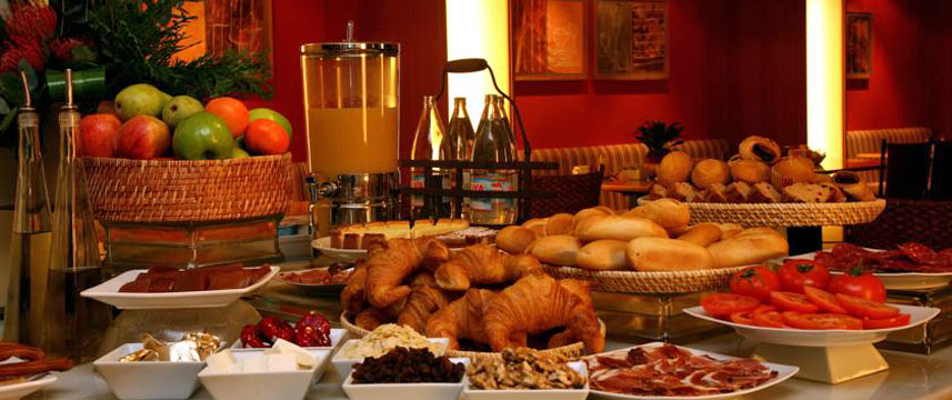 Hotel T3 Tirol - Breakfast Buffet Hotel T3 Tirol - Breakfast Buffet