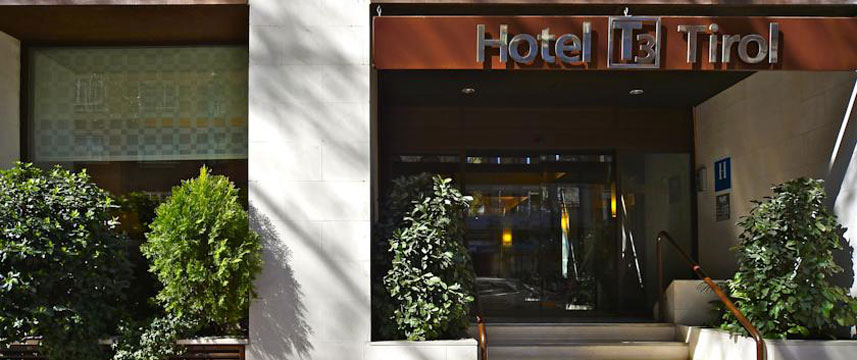 Hotel T3 Tirol - Entrance Hotel T3 Tirol - Entrance