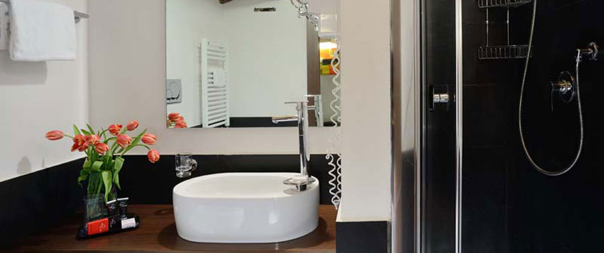 Hotel Trevi - Bath Room
