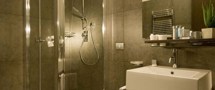 Hotel Trevi - Bathroom