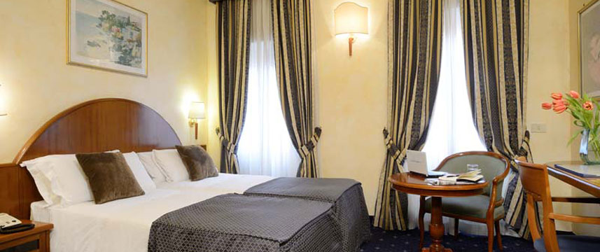 Hotel Trevi - Bedroom