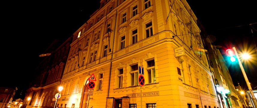 Hotel William - Exterior Night Hotel William - Exterior Night