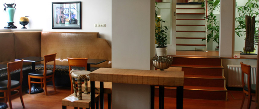 Hotel de Filosoof - Breakfast Room Stairs Hotel de Filosoof - Breakfast Room Stairs